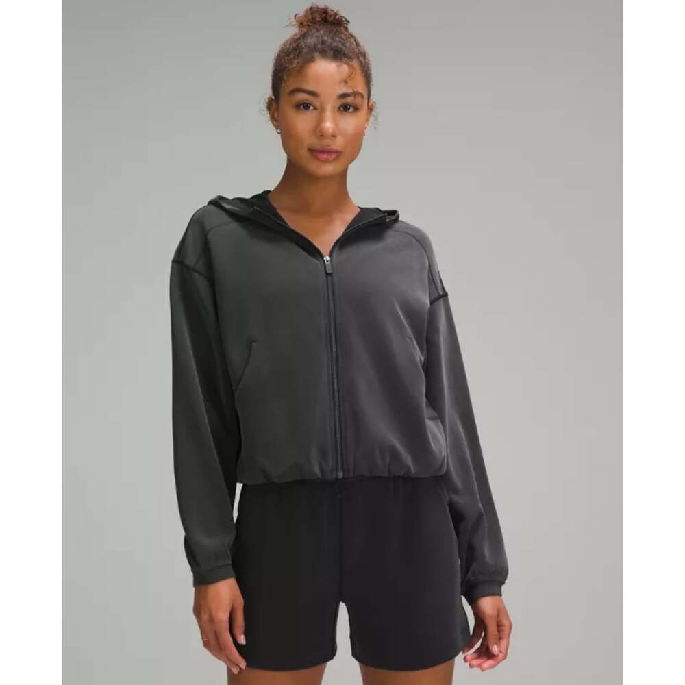 Lululemon Softstreme Full-Zip Hoodie Women’s Size 6 Black Bubble Hem EUC